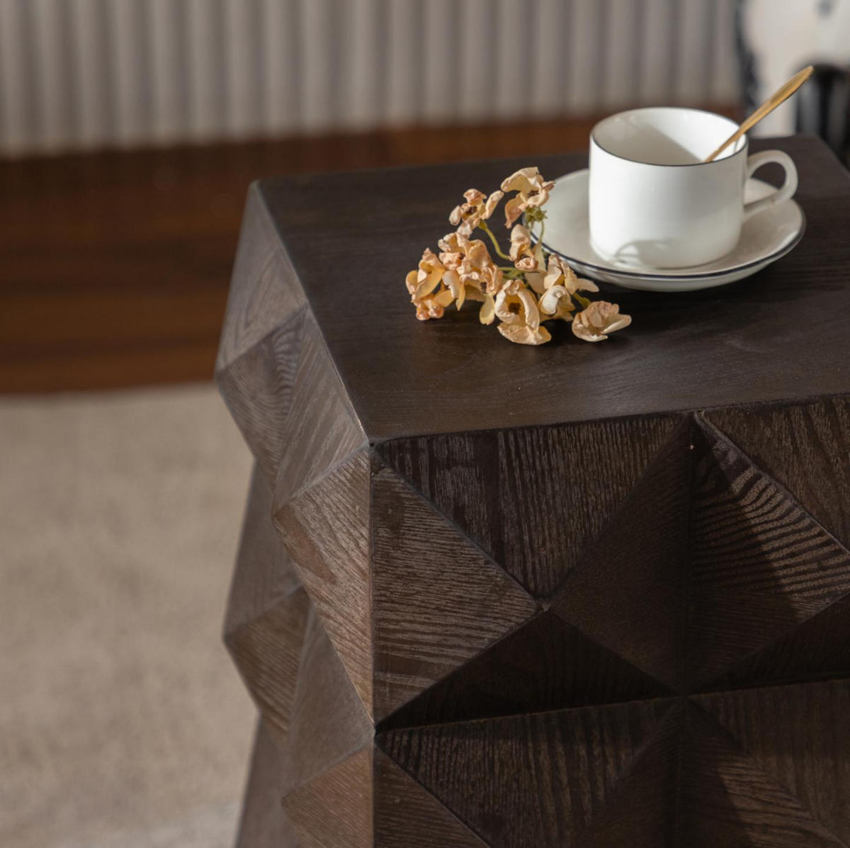 BEISTELLTISCH in Braun mit 3D-Prägung für Schlafzimmer und Wohnzimmer, B37/T37/H60 cm - Braun, Holzwerkstoff (37/37/60cm) - STILVORA