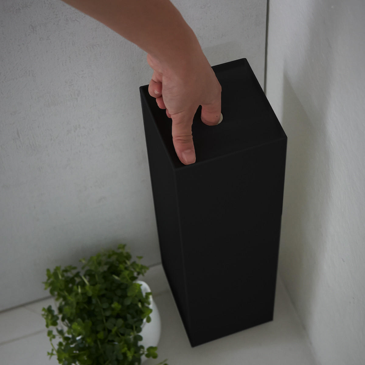 TOILETTENPAPIERHALTER aus Metall - H38,5 cm - Schwarz, Metall (11.5/38.5/11.5cm) - Yamazaki