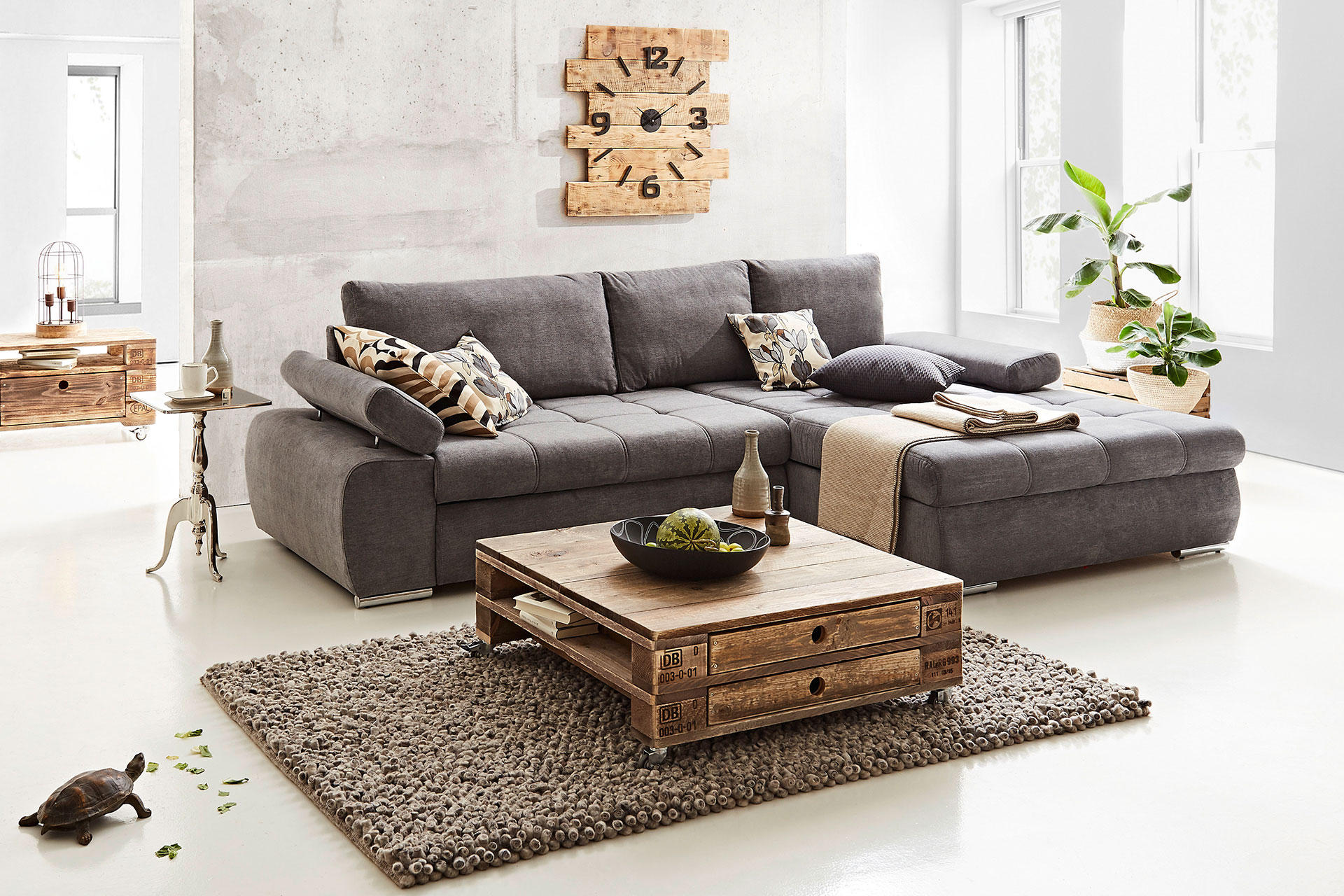 Sivo smeđa sjedeća garnitura