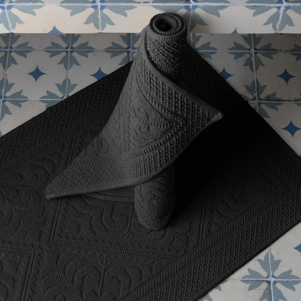 BADEMATTE Enzo carbonfarben 54 x 64 cm - Schwarz, Textil (54/64cm) - Vivaraise