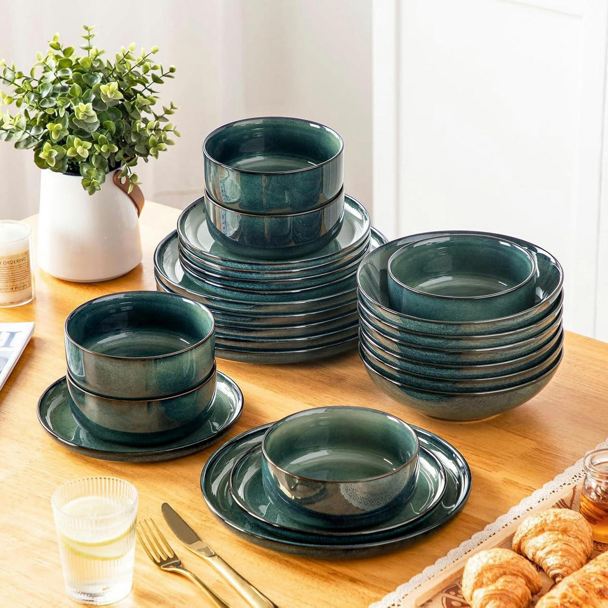 GESCHIRRSET 24 teiliges Set für 6 Personen Grün Steingut - Grün, Keramik (26/2.8/26cm)