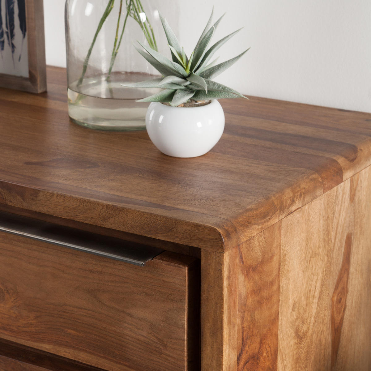 KOMMODE - Sheesham massiv - Sheeshamfarben, Holz (100/90/46cm) - home24