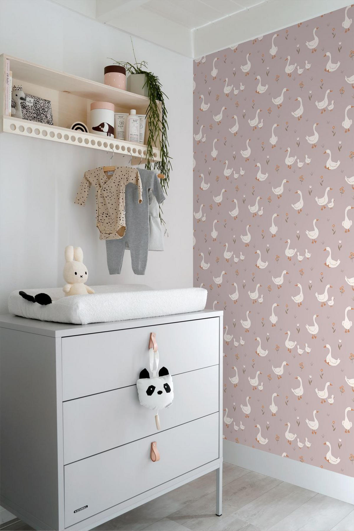 TAPETE Gänsen 50 x 900 cm - Lila, Papier (50/0.1cm) - ESTAhome