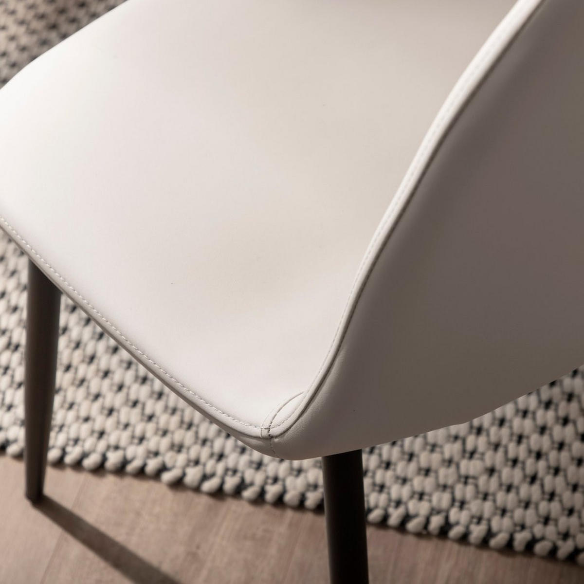 ESSZIMMERSTUHL Elia Beige 44 cm x 84 cm - Beige, Leder (44/84/52cm) - Klast Home