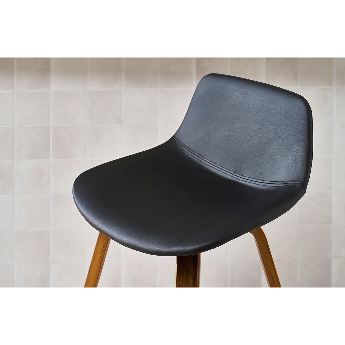 BARHOCKER Schwarz Holz H65 cm 2er-Set NONIE - Schwarz, Textil (50/85.5/49cm) - Miliboo