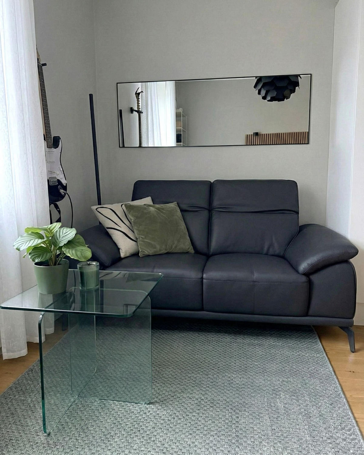 PŘÍSTAVNÝ STOLEK Bezpečnostní sklo Průhledný Amisk - průhledná, sklo (50/50/46cm) - Beliani