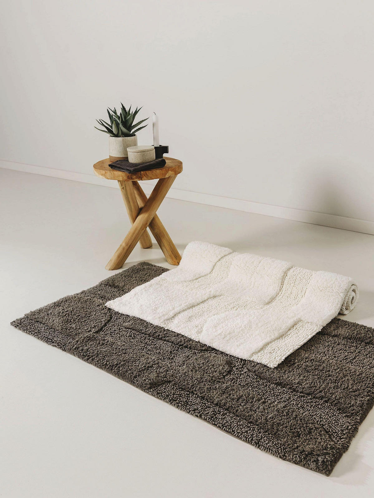 BADEMATTE Nehir Weiß 70x120 cm - Weiß, Textil (70/120cm) - benuta Nest