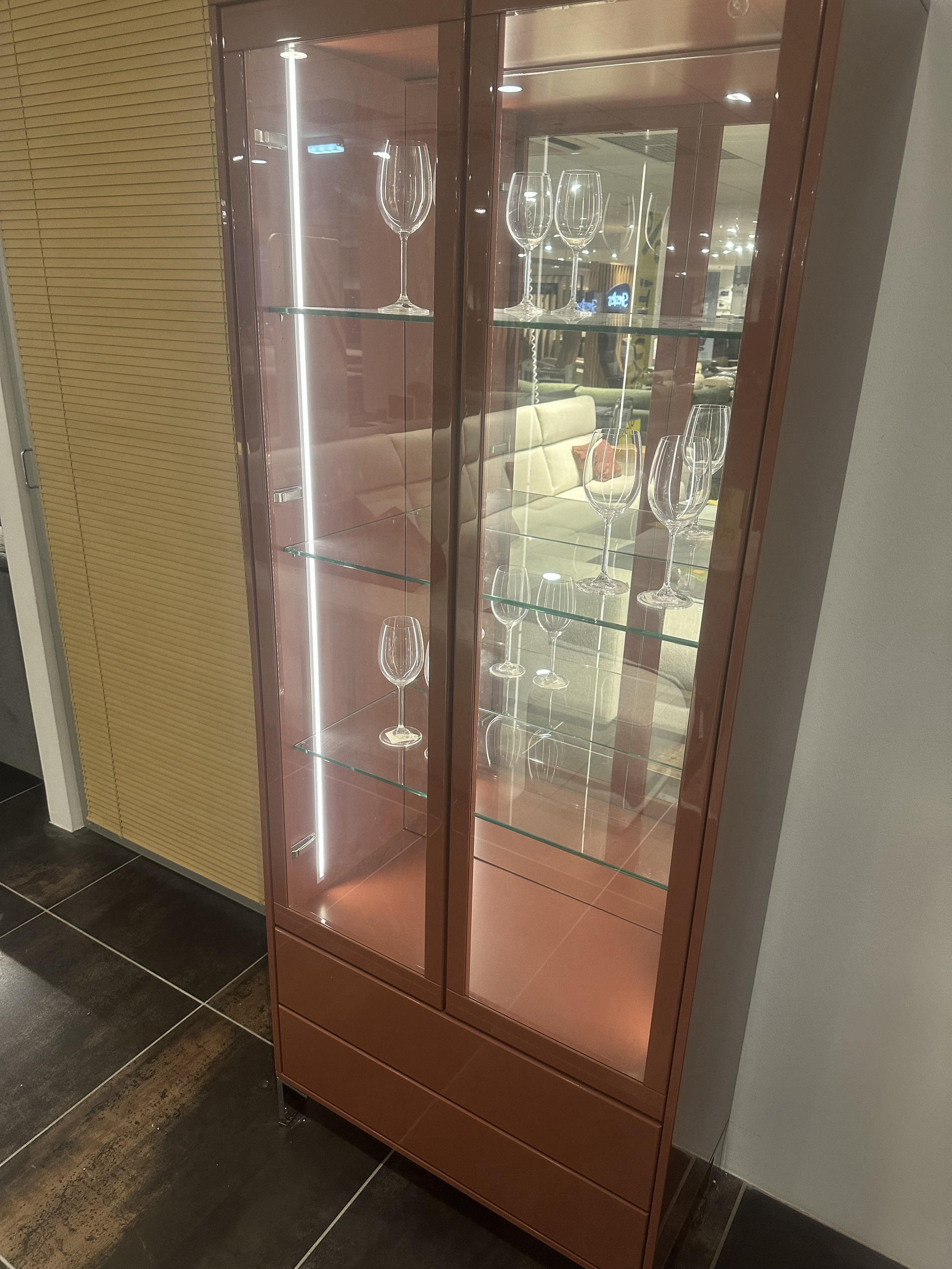 VITRINE INNOVA - Invivus