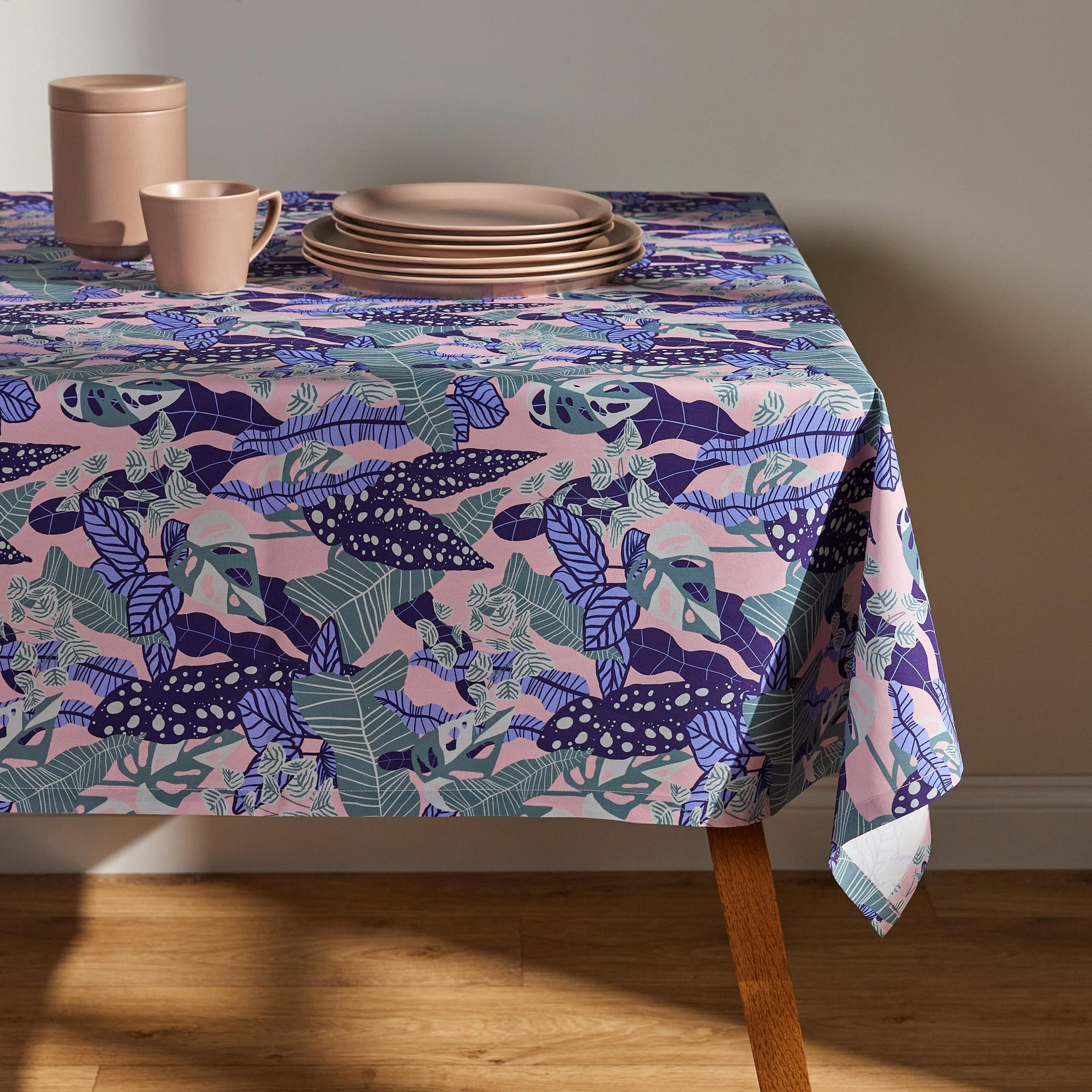 TISCHDECKE Hazel - Violett, Textil (180/130/1cm) - home&you