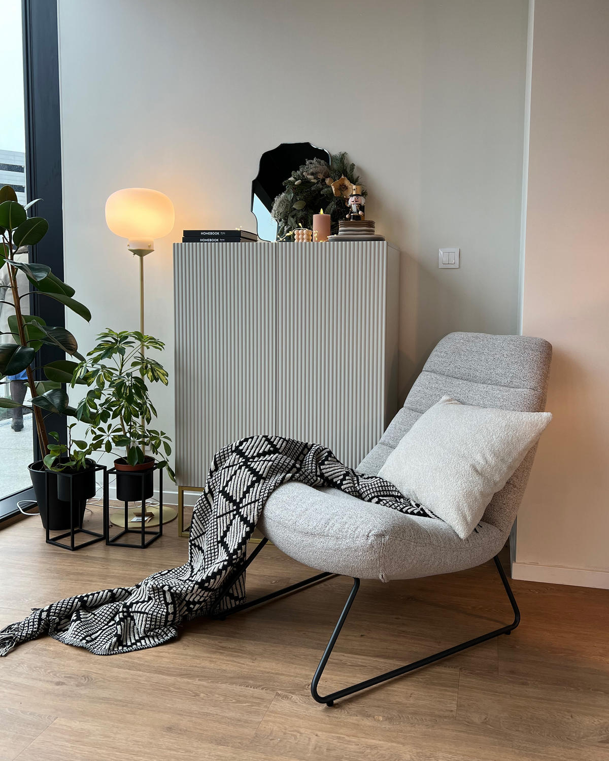 SESSEL Forgents mit Bouclé-Bezug in Beige - Beige/Schwarz, Textil/Metall (82.5/97/93cm) - Selsey