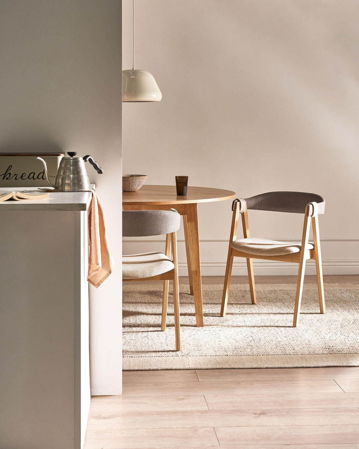 ESSZIMMERSTUHL 2er-Set Taupe Day - Taupe/Braun, Textil (55/75/57cm) - Beliani