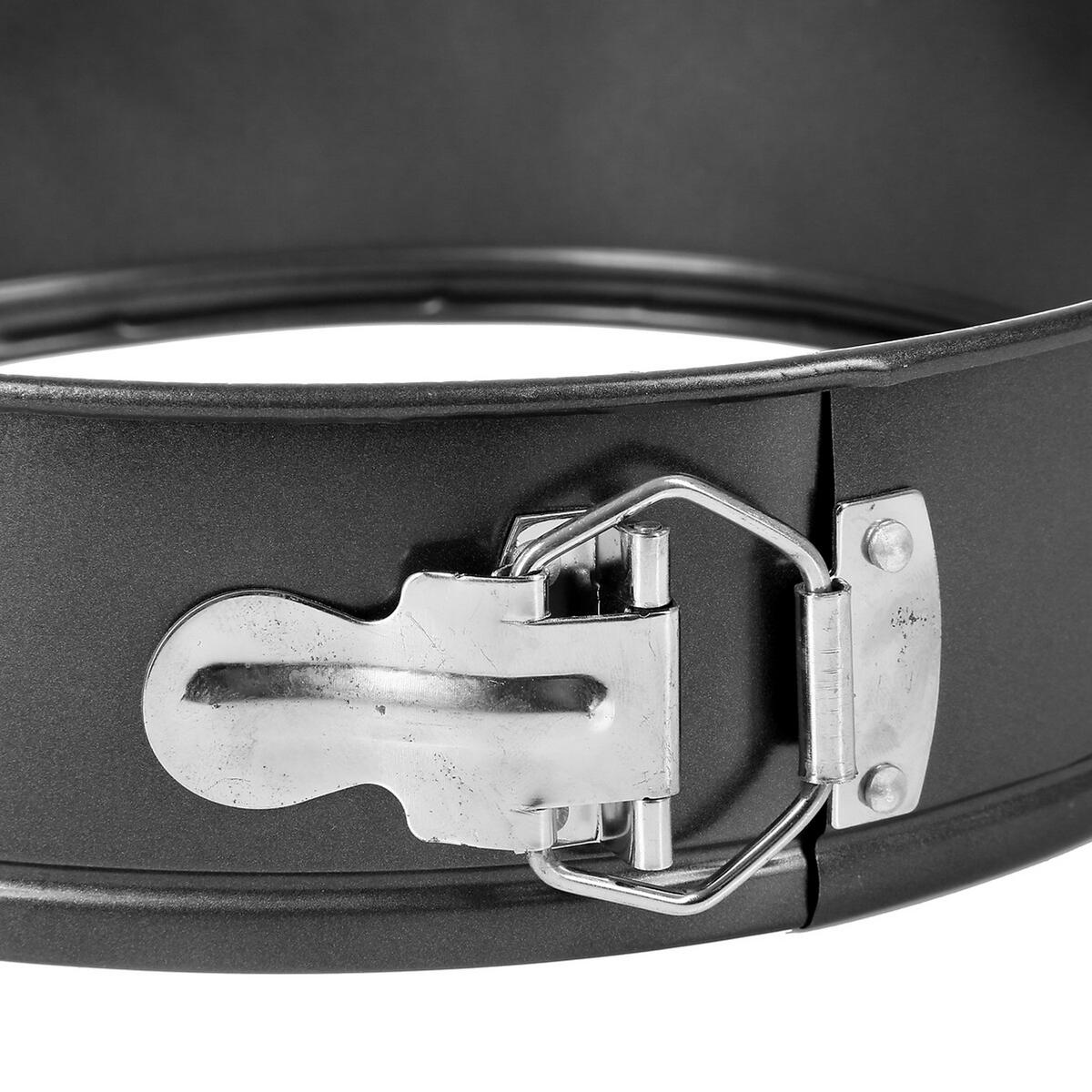 SPRINGFORM mit herausnehmbarer Boden, Metall, Schwarz, 26 cm - Schwarz, Metall (26/6.8/26cm) - 5five Simply Smart
