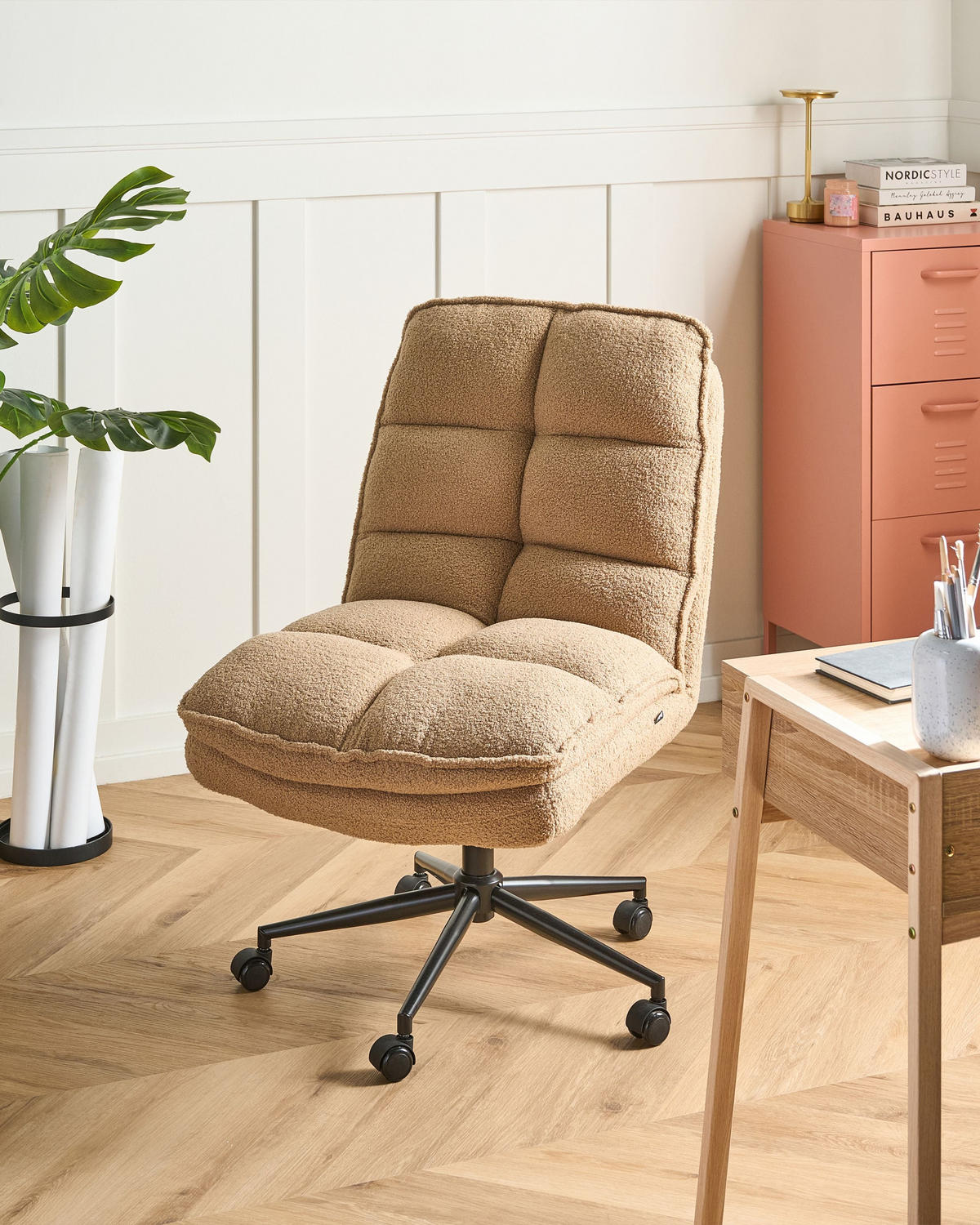 BÜROSTUHL Bouclé Sandbeige Addison - Sandfarben, Textil (56/98/64cm) - Beliani