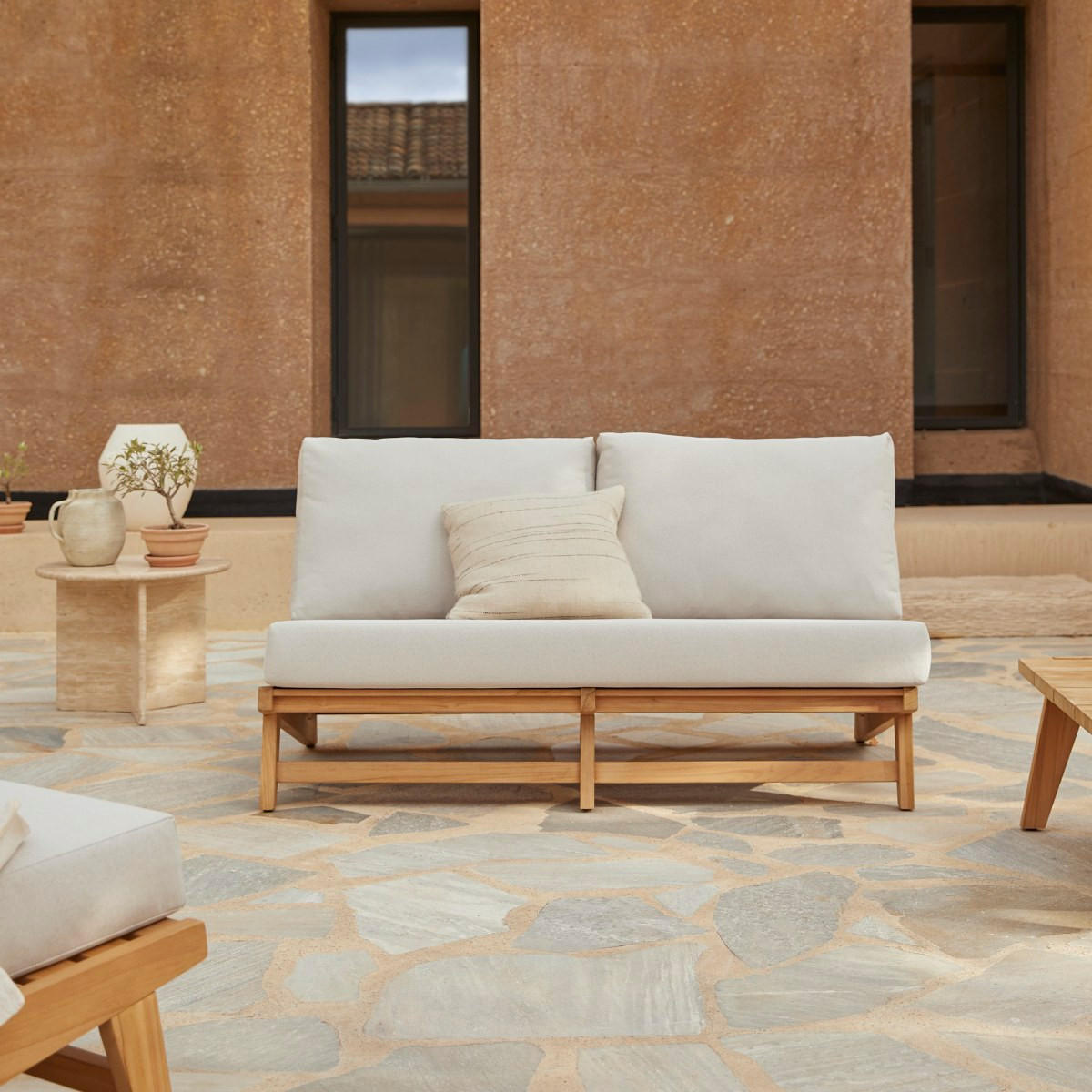 GARTENBANK Olia Weiß aus Teak - Weiß, Holz (139/69/90cm) - Tikamoon