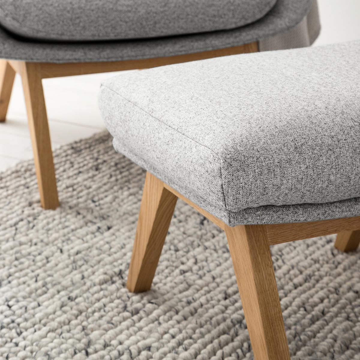 POLSTERHOCKER - Eichefarben/Hellgrau, Eichenholz/Textil (54/41/41cm) - home24