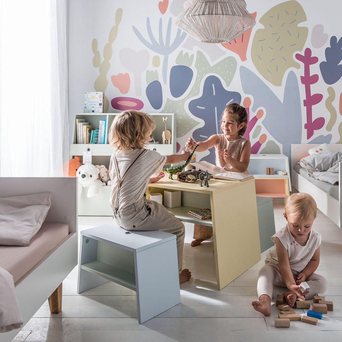 KINDERHOCKER mit Ablage - L46 cm - Tuli - Hellgelb, Holzwerkstoff (25/30.5/46cm) - Calicosy