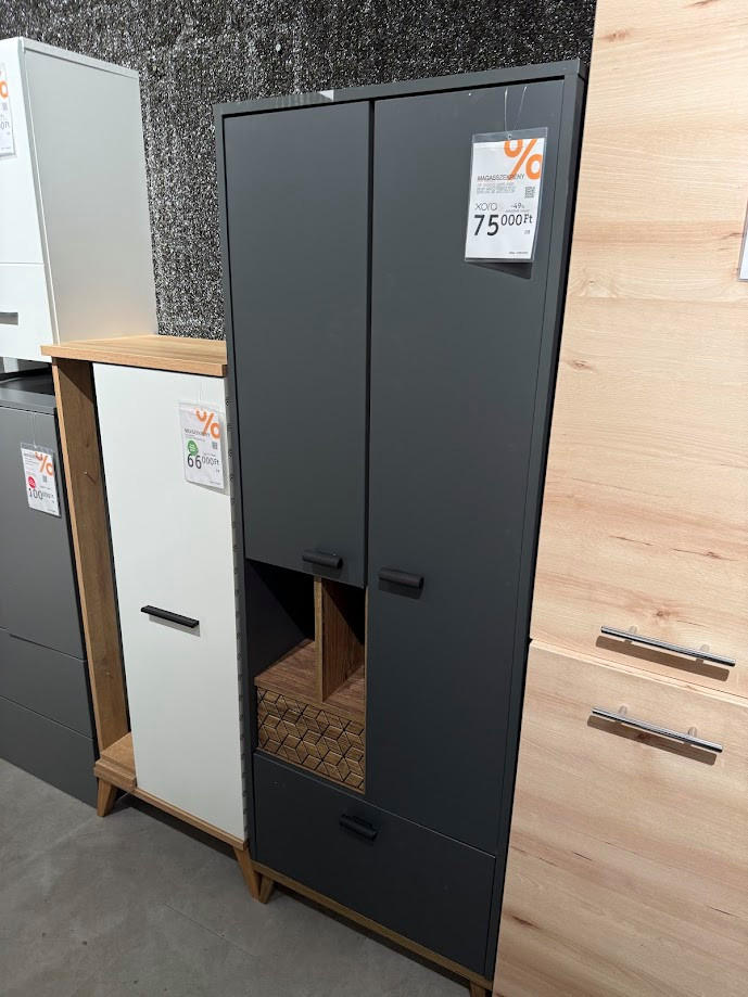 MAGASSZEKRÉNY LEONE-BUDAÖRS OUTLET - Xora