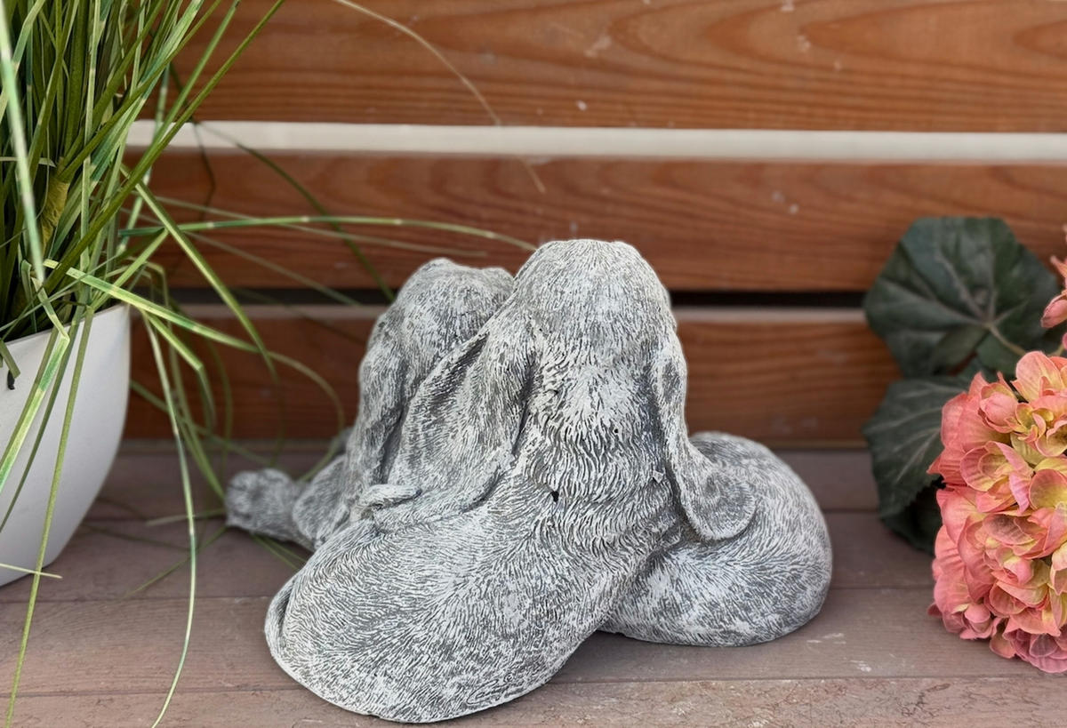 STEINFIGUR Basset Hounds frostfester Steinguss Gartenfigur - Dunkelgrau, Stein (24/16/24cm) - stoneandstyle