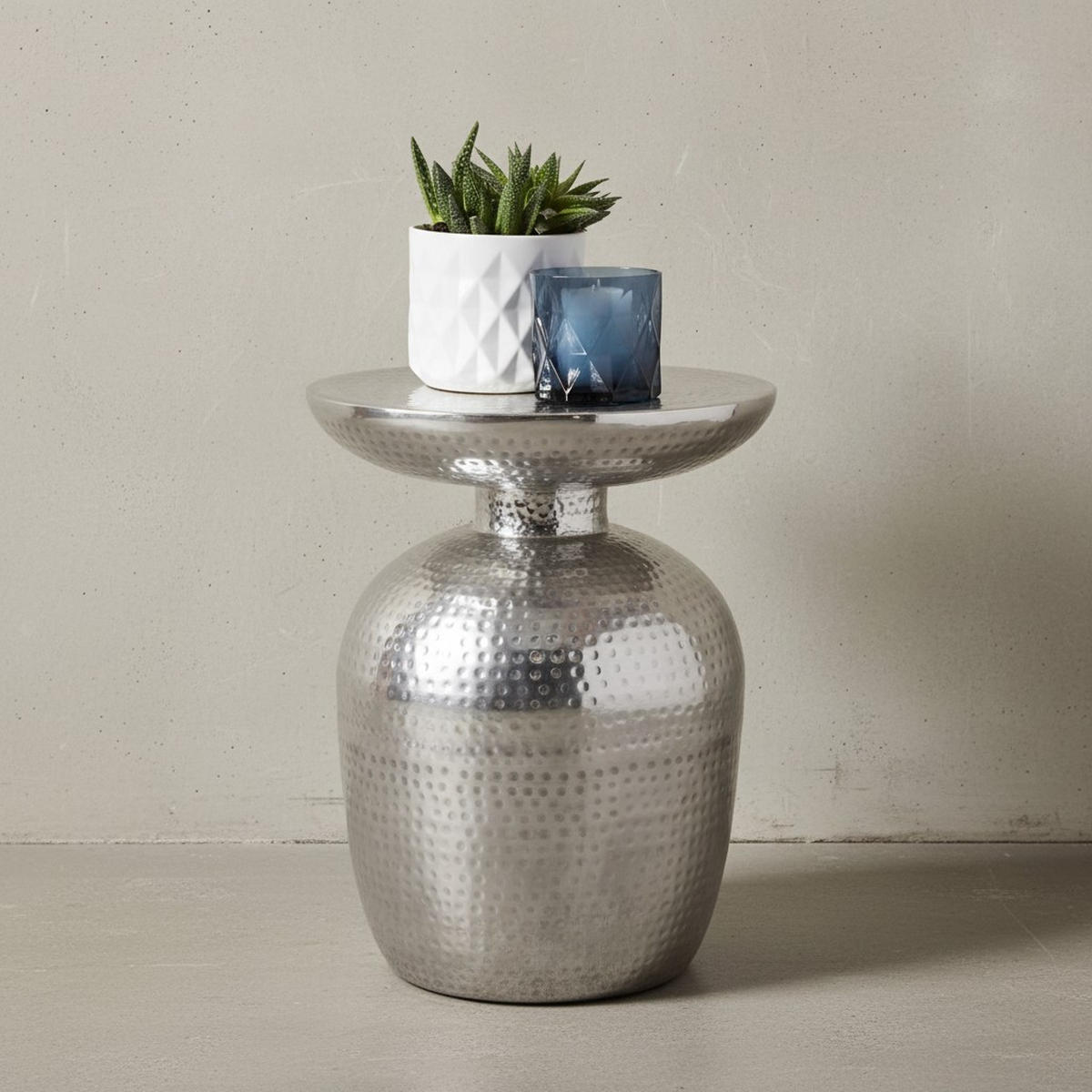 BEISTELLTISCH Aluminium Hammerschlagstruktur Belastbar ENNS, Silber 36x36x46 cm - Silberfarben, Metall (36/36/46cm) - KADIMA DESIGN