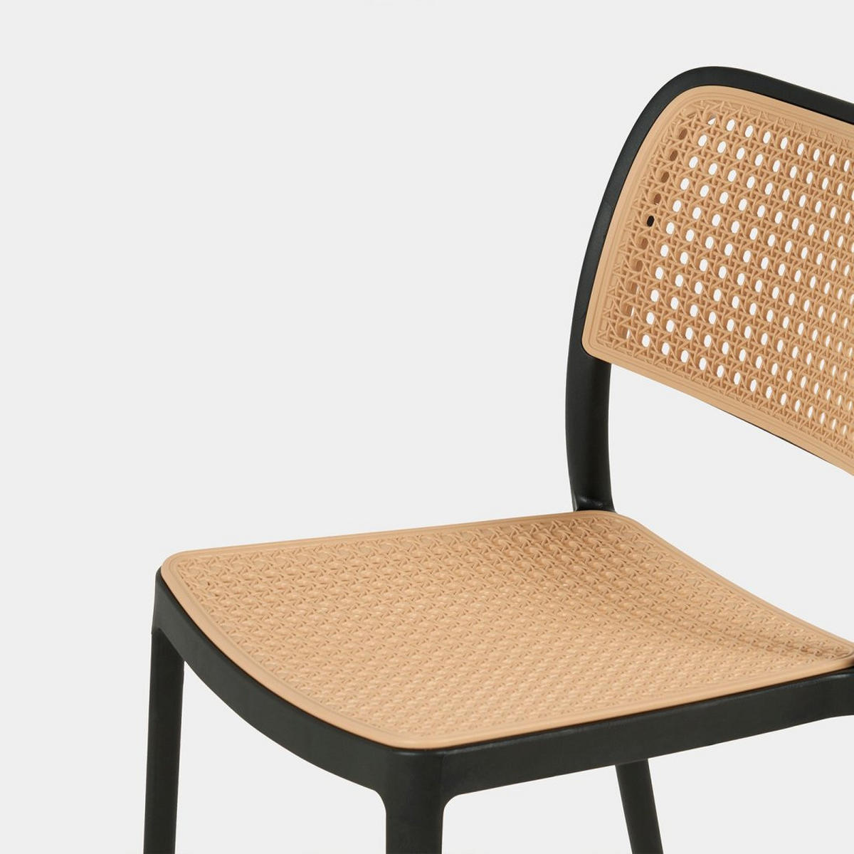 GARTEN-SET mit Tisch und 4 stapelbaren Stühlen in Schwarz Kaira - Schwarz, Metall - Klast Home