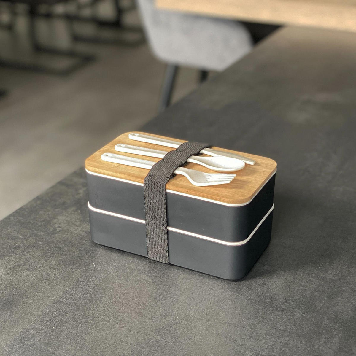 LUNCH BROTBOX mit Messer Gabel Löffel - Schwarz, Naturmaterialien (10.5/9.3/18.5cm) - Intirilife