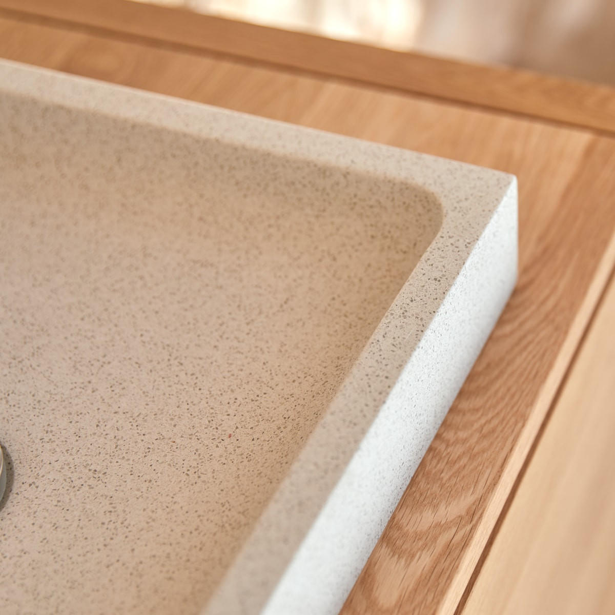 WASCHBECKEN Timon Weiß aus Premium-Terrazzo - Weiß, Stein (40/6/40cm) - Tikamoon