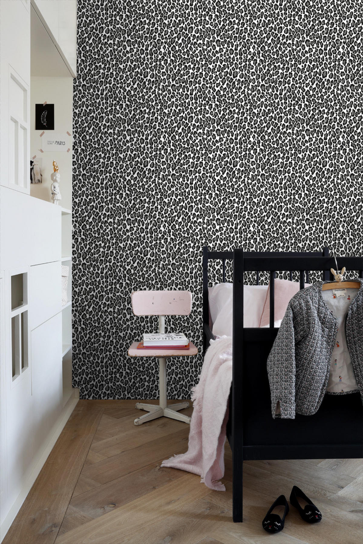 TAPETE Panter 53 cm x 10.05 m - Schwarz, Papier (53/1000cm) - ESTAhome