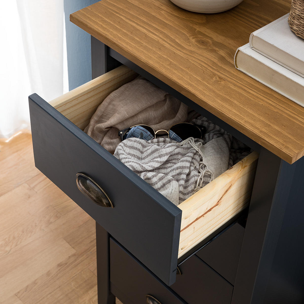 KOMMODE - Kiefer massiv - Anthrazit, Holz (46/82/35cm) - home24