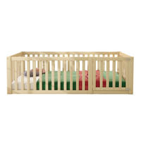DĚTSKÁ postel 90/200 cm přírodní z masivní borovice s dvířky a zábranou - přírodní, dřevo (90/200cm) - OKWISH