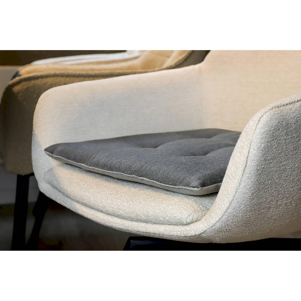 SITZKISSEN DOVE CHAIRPAD - Grau, Textil (40/40/2cm) - Tom Tailor