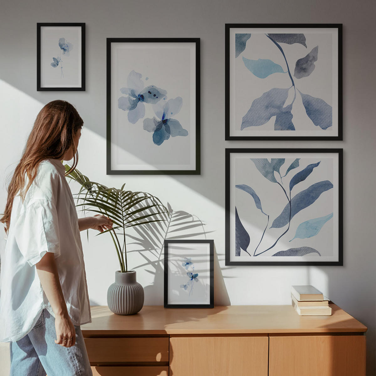 BILDER SET 5er Set - 50x50 cm & 20x30 cm & 40x60 cm Schwarzer Rahmen - Minimalistische blaue Blumen - Schwarz, Kunststoff (40/60cm) - TULUP