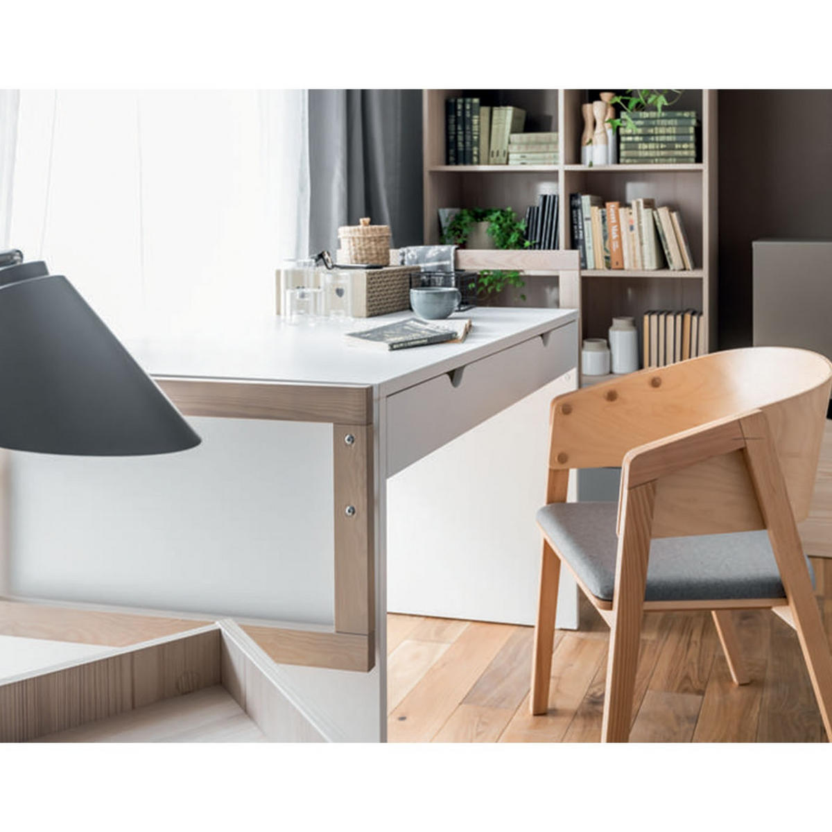 SCHREIBTISCH mit 2 Schubladen und offenem Würfel vorne - STIGE - 118/65/93,4 cm - Weiß, Holzwerkstoff (118/65/93.4cm) - Calicosy