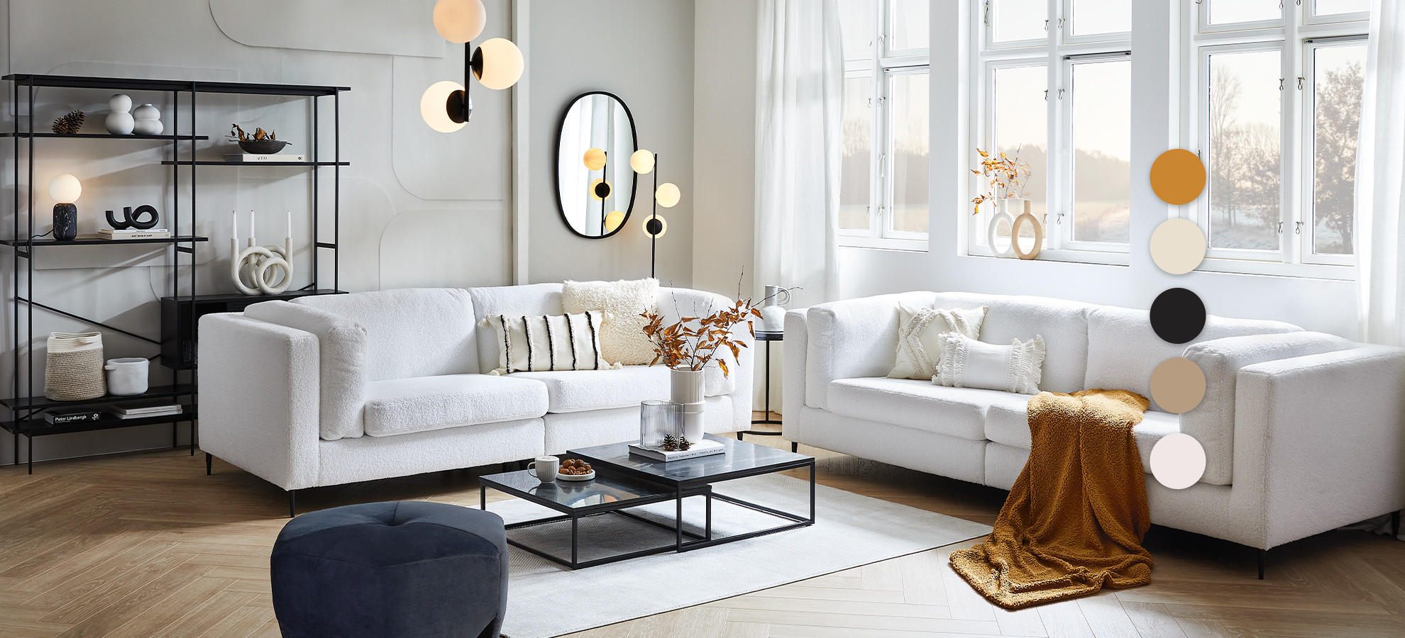 Weisse Sofas, Wohnzimmer Lampen