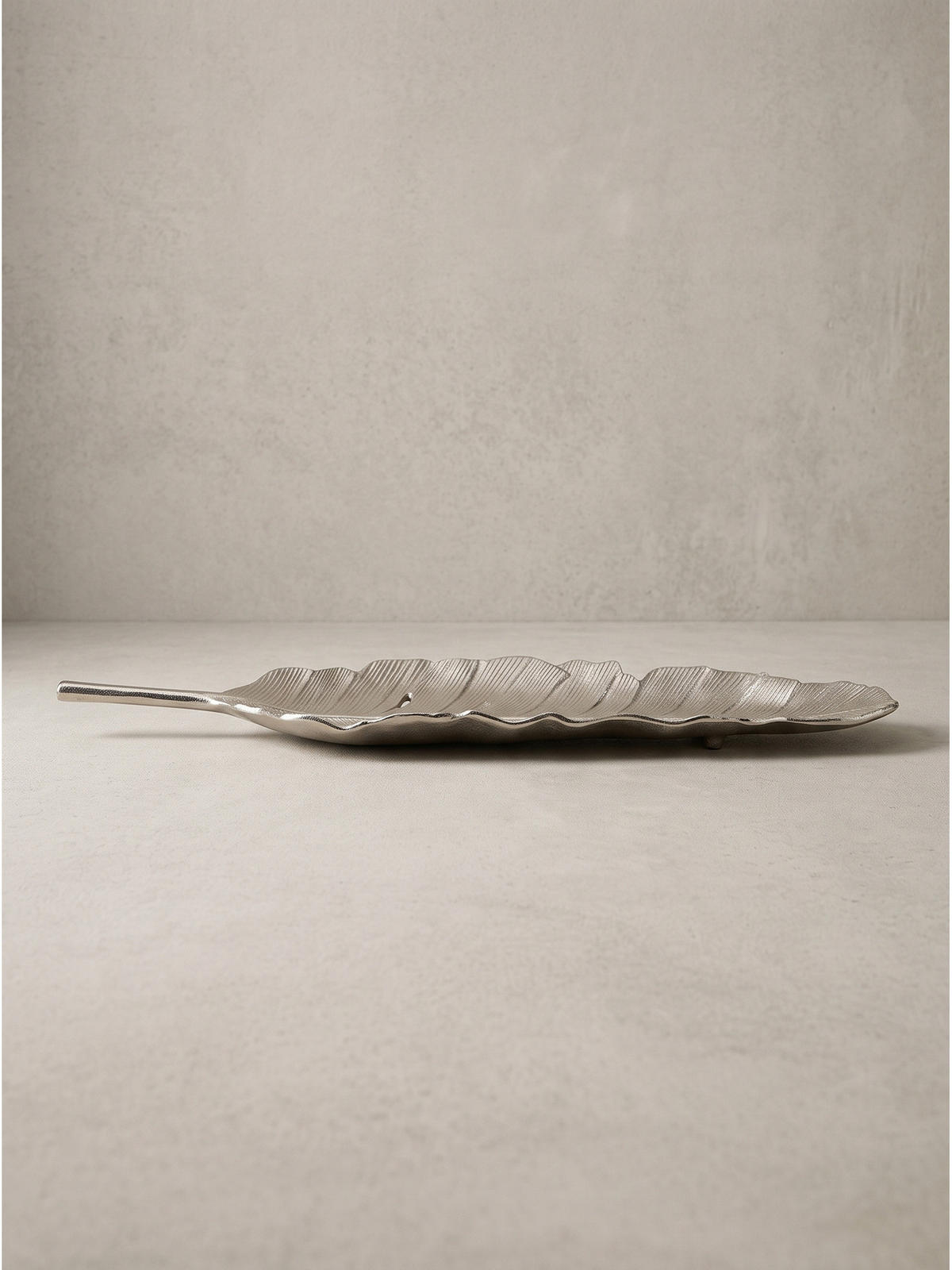 DEKOSCHALE SUBIACO, Aluminium, handgefertigt, Silber, 80 x 26 x 5 cm - Silberfarben, Metall (5cm) - KADIMA DESIGN