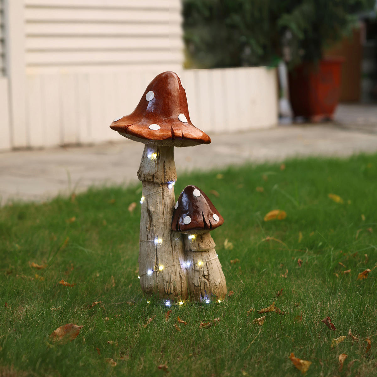 56CM MGO Solarbetriebene Gartenskulptur Pilz, mit LED-Beleuchtung Statuen für den Außenbereich Geschenkidee für Mama - Multicolor, Naturmaterialien (25/56/22.5cm) - Hometopia