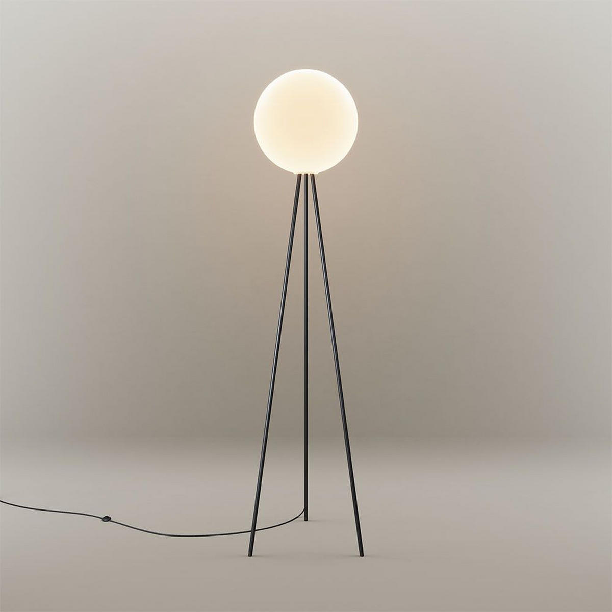 STSTEHLAMPE Orb Tripod Braun Ø 40cm - Braun, Glas (40/40/160cm) - s.luce