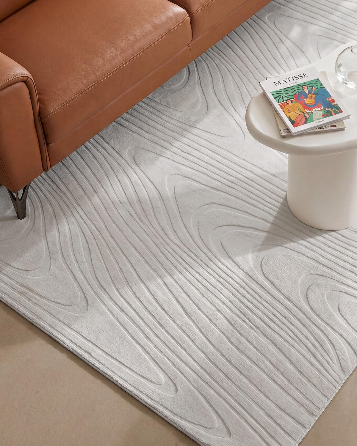 KOBEREC Z UMĚLÉ KOŽEŠINY Krémově bílý 160/230 cm Ontake - bílá/krémová, plast (160/230cm) - Beliani