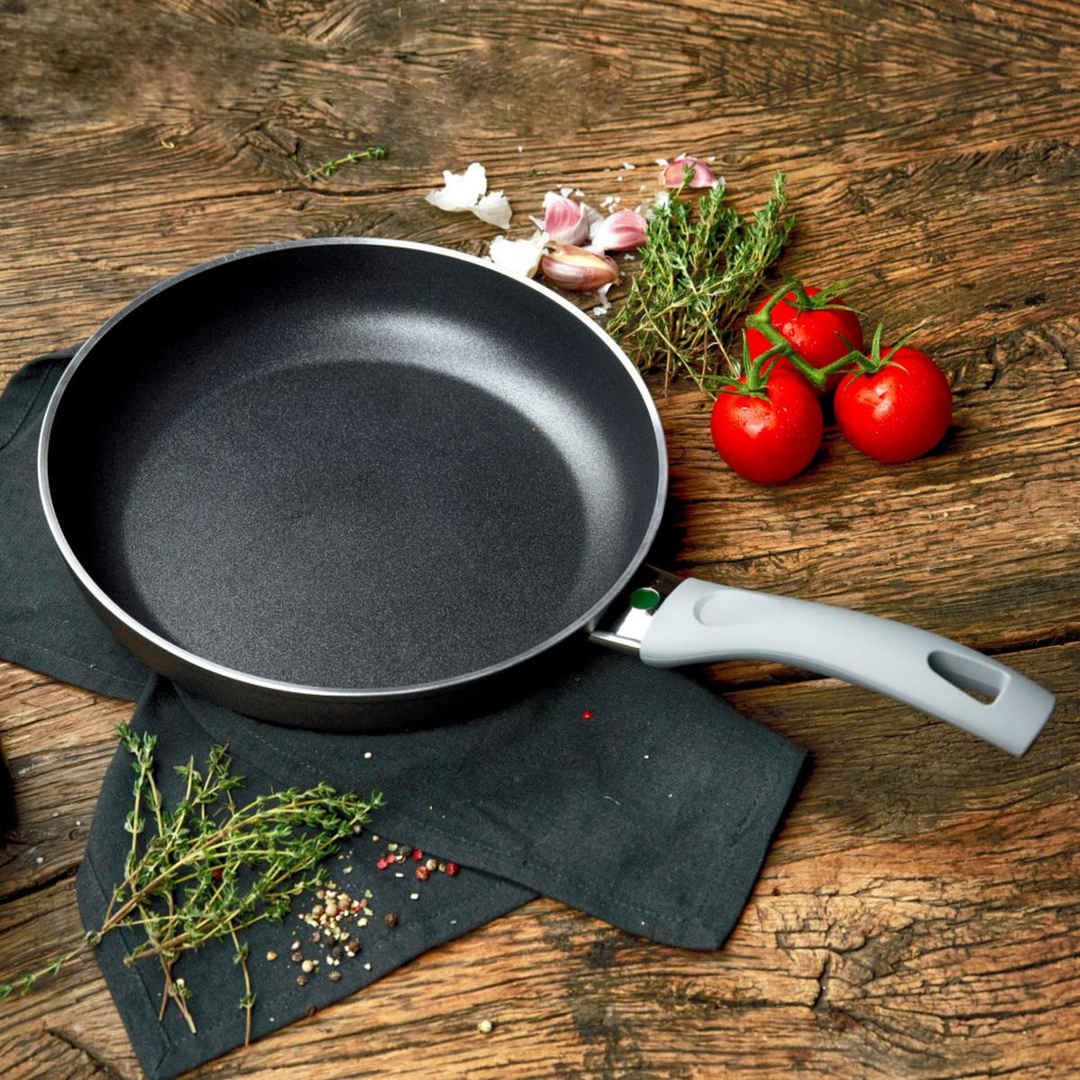 PFANNE Grau 32/32/5 cm 750030530 - Grau, Metall (32cm) - Ballarini