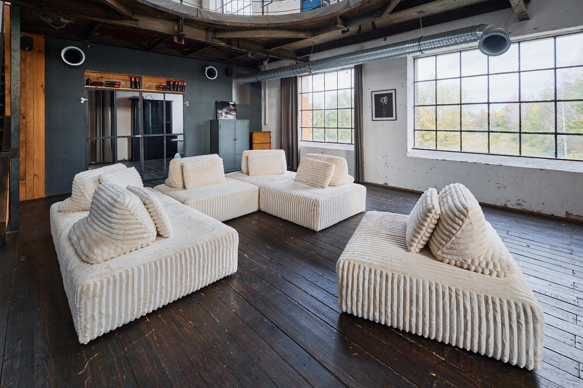 MODULSOFA WIOLO SOFT 6 MODULE 6 KISSEN Cremeweiß Cord - Creme/Schwarz, Kunststoff/Textil (333/84/333cm) - KAWOLA