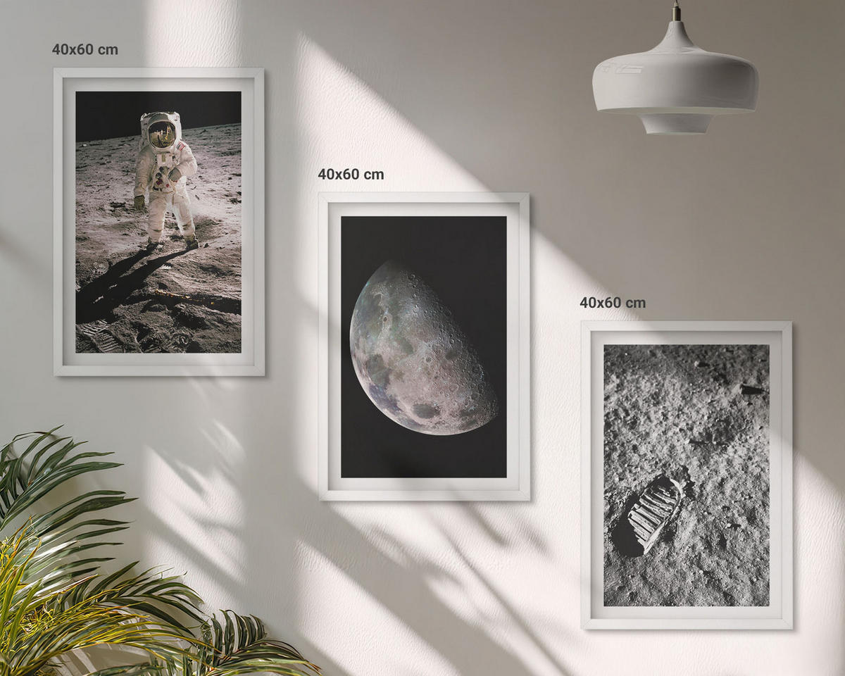 BILDER SET 3er Set - 40x60 cm Weißer Rahmen - Astronautenfoto vom Mond - Weiß, Kunststoff (40/60cm) - TULUP