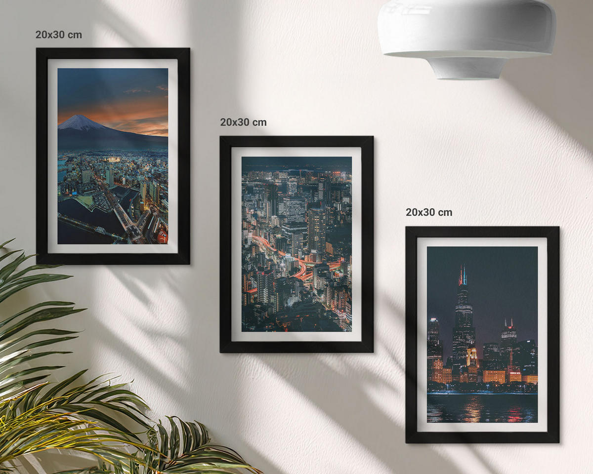 BILDER SET 3er Set - 20x30 cm Schwarzer Rahmen - Bergpanorama der Stadt bei Nacht - Schwarz, Kunststoff (20/30cm) - TULUP
