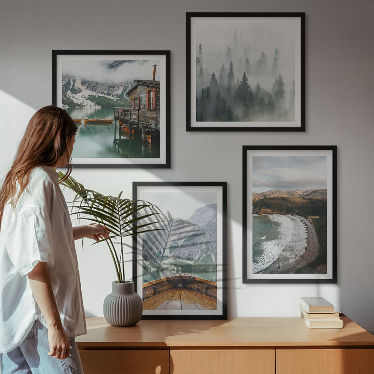 BILDER SET 4er Set - 50x50 cm & 40x60 cm Schwarzer Rahmen - Berge, See, Boot, Nebel, Strand - Schwarz, Kunststoff (50/50cm) - TULUP