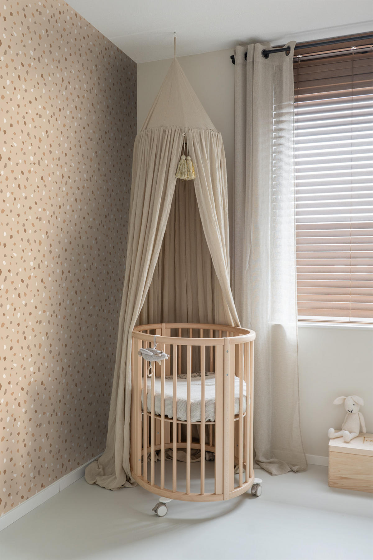 TAPETE Terrazzo-Motiv 50 x 900 cm - Beige, Papier (50/900cm) - ESTAhome
