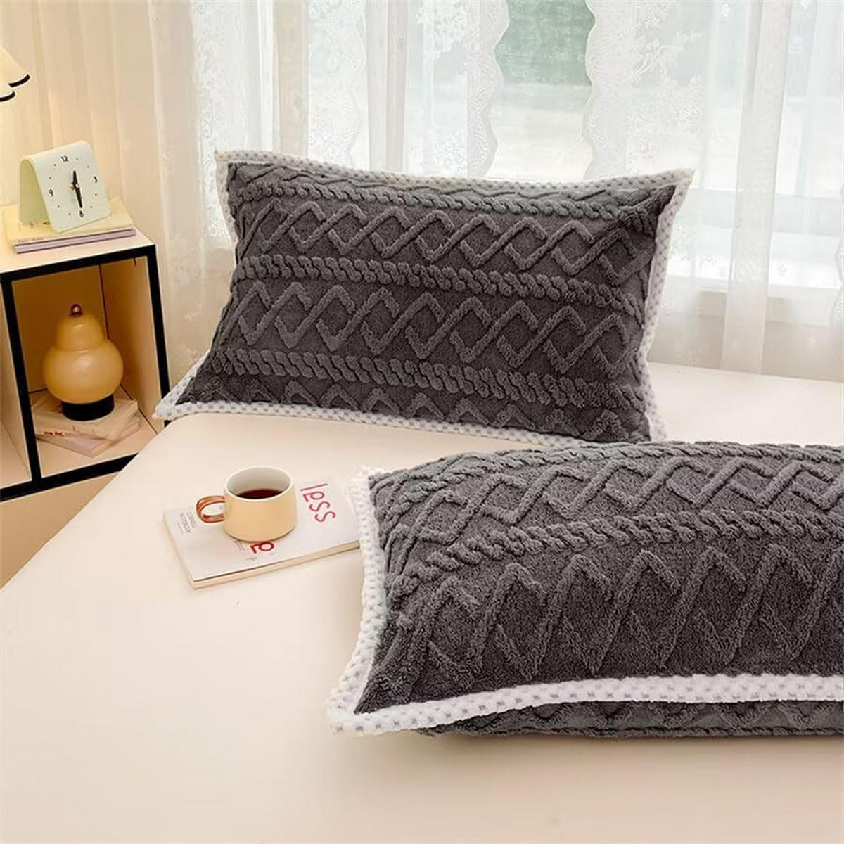 PLÜSCH-KISSENBEZÜGE – 48*74cm – Grau (Paar) - Grau, Textil (48/74cm)