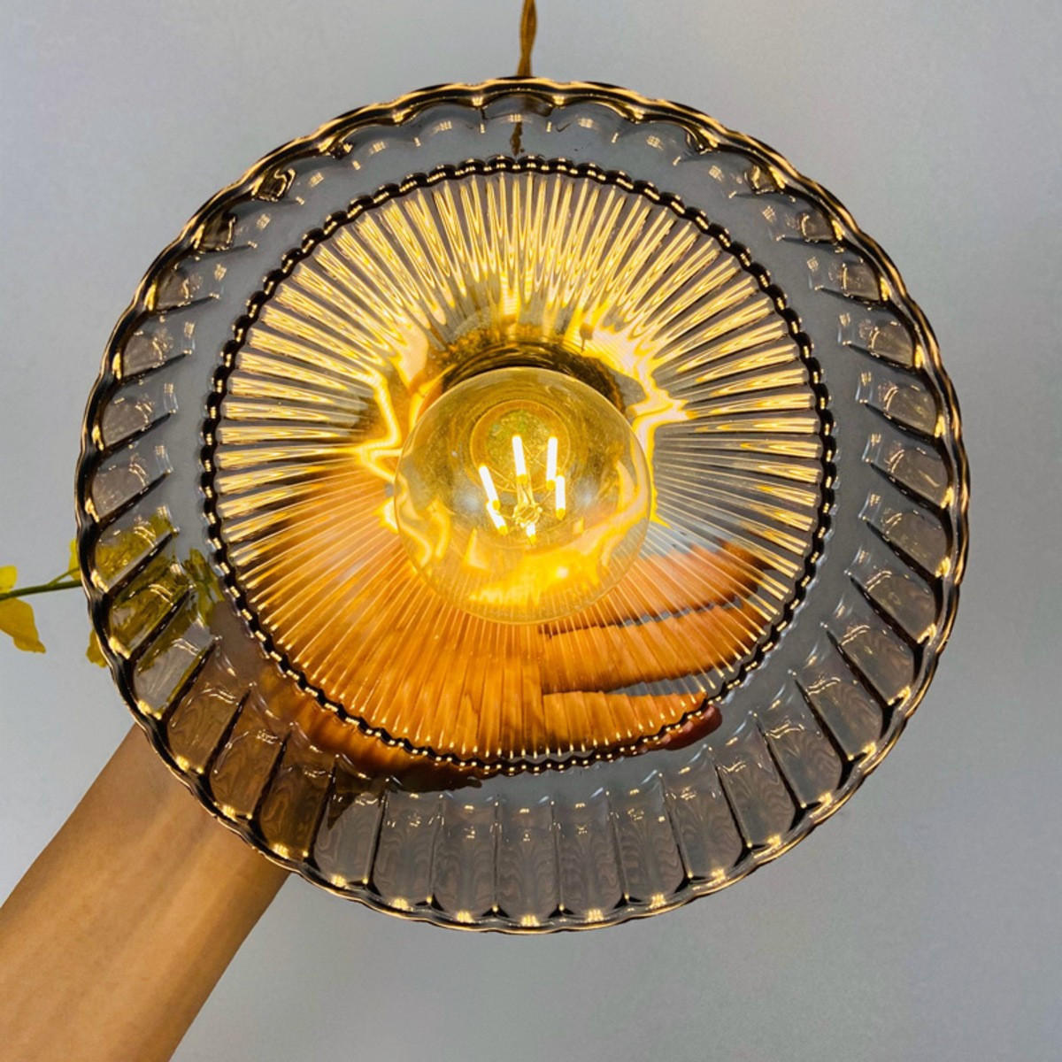 LED-HÄNGELEUCHTE Grau 4W 18/18/20-150 cm - Grau, Glas (18/18/20cm) - Authentics