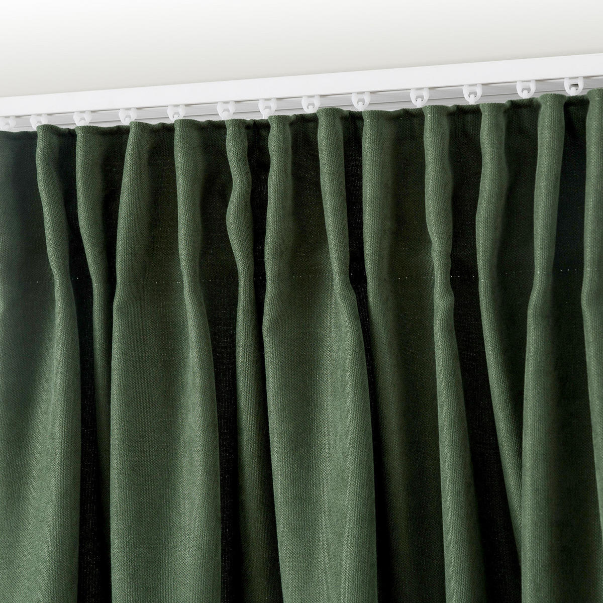 FERTIGVORHANG mit Schlaufenband grün 140 x 280 cm - Grün, Textil (140/280/1cm) - Dekoria