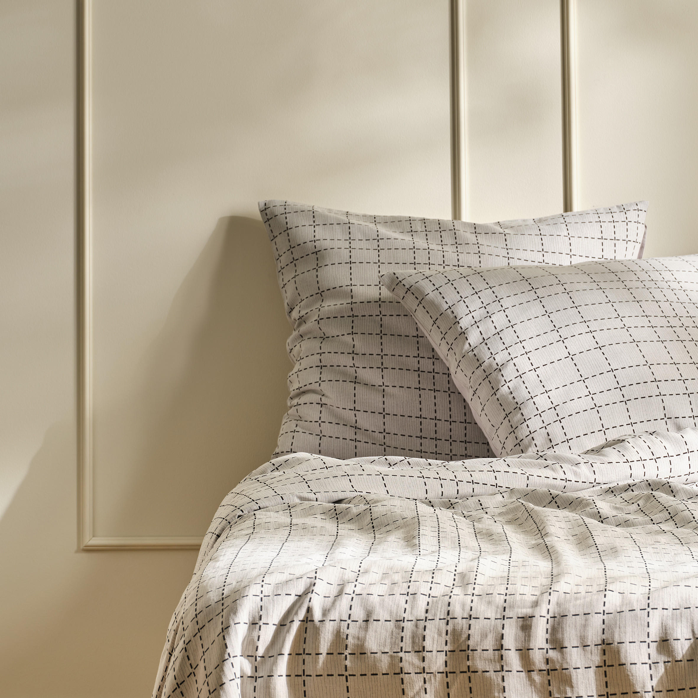 BETTWÄSCHE Sirana - Hellgrau, Textil (200/220cm) - home&you