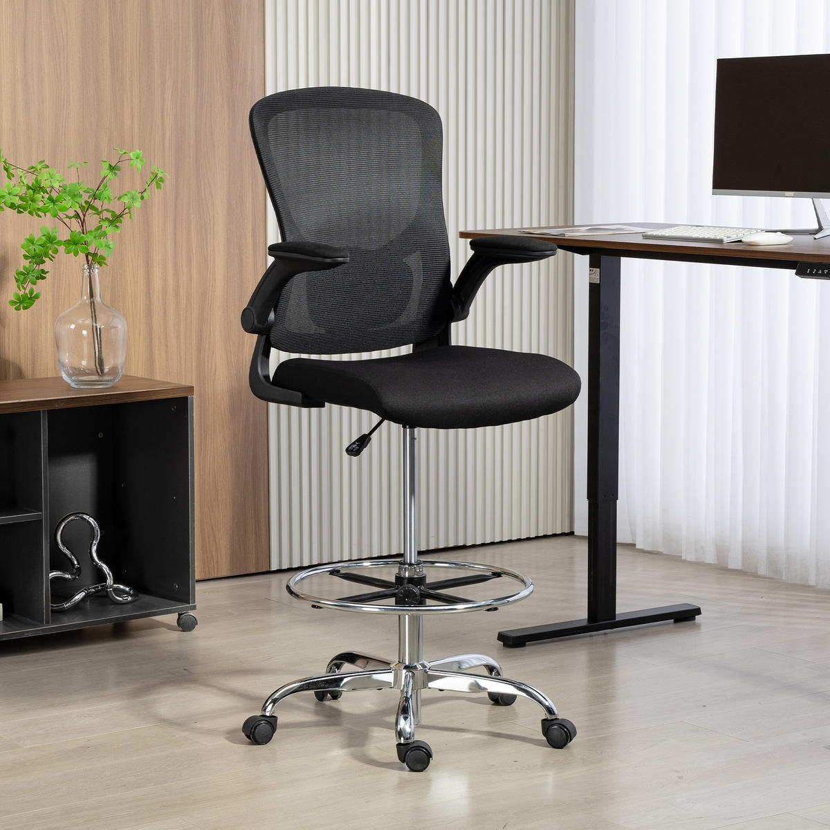 BÜROSTUHL mit Hochklappbar Armlehne Verstellbarer Fußring und 4D-Lendenstütze - Schwarz, Kunststoff/Textil (60/132/60cm) - HOMCOM