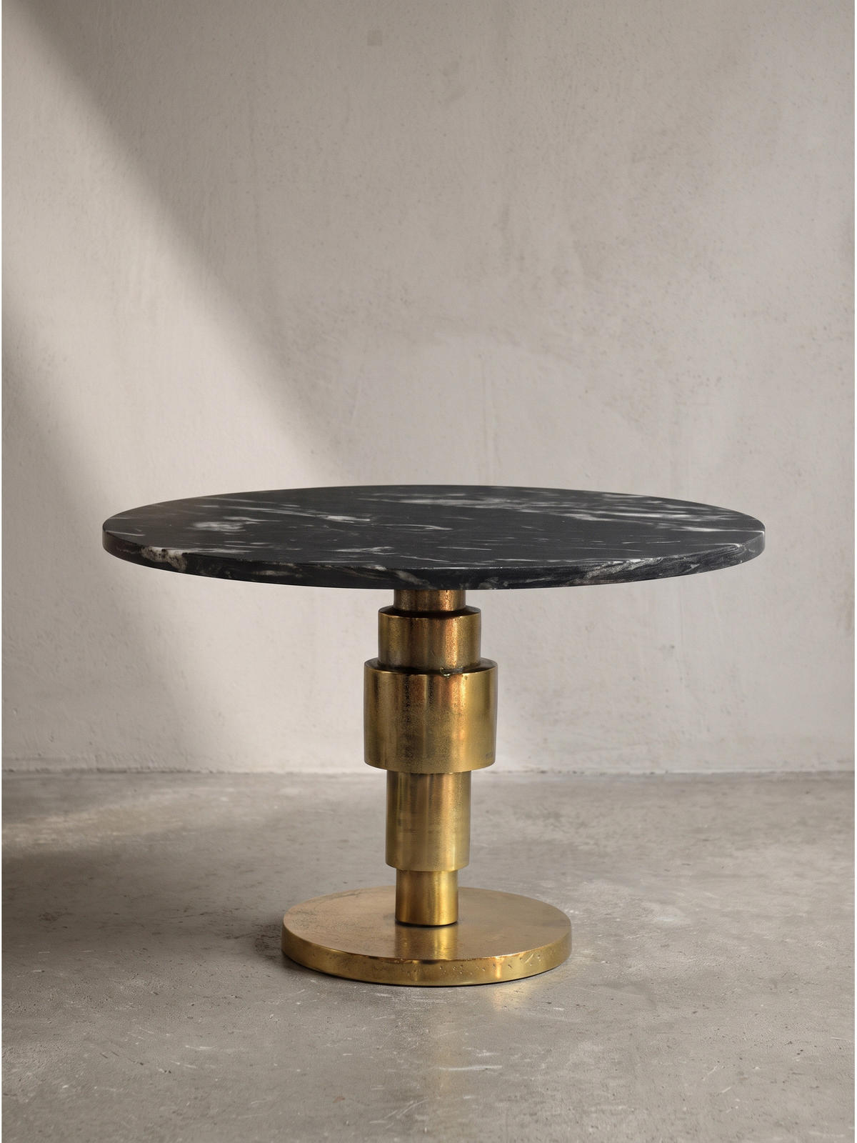 COUCHTISCH ESLA, Marmor, handgefertigt, Schwarz-Gold, Ø 60 x 39 cm - Goldfarben/Schwarz, Stein/Metall (60/60/39cm) - KADIMA DESIGN