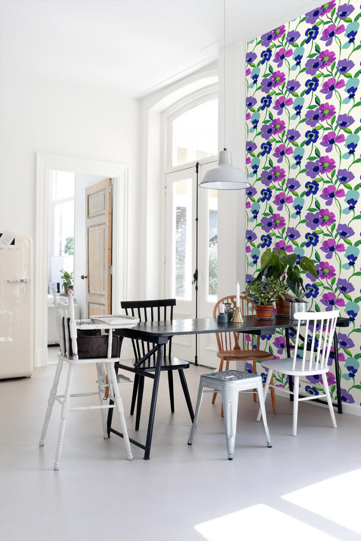 TAPETE Mohnblumen 53 cm x 10.05 m - Lila, Papier (53/1000cm) - ESTAhome
